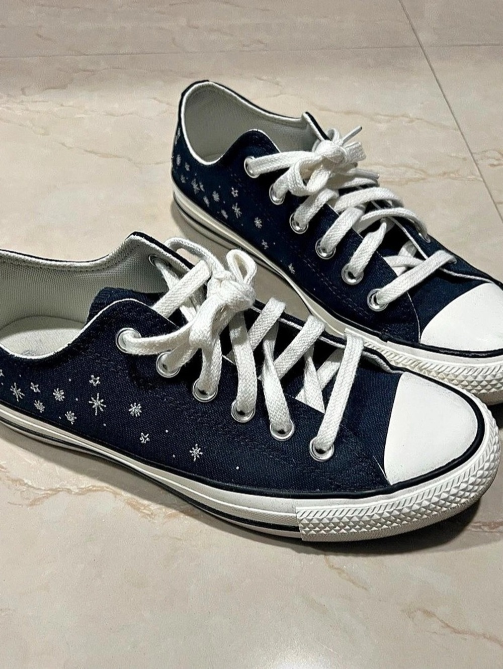 Converse Chuck Taylor All Star Low Cosmic Floral Sneakers Blue & White US 7.5